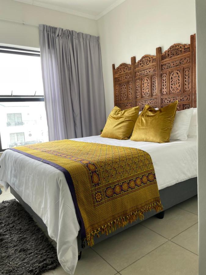 417 The Sandown Cape Town